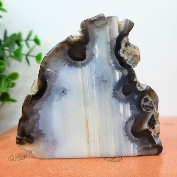 Natural Agate & Amethyst Geode Pair – Polished Crystal Décor Set - Picture 9 of 16